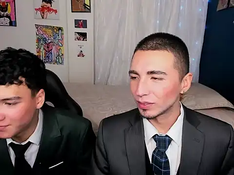 Snapshot of sweet_boys_xx chatting on February 25, 3:05 pm sweet boys xx online show from February 25, 3:05 pm
