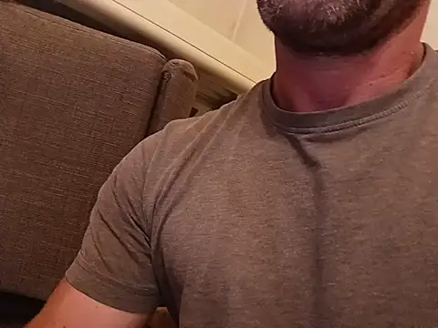 Snapshot of Timbojan28 chatting on June 2, 4:42 pm Timbojan28 online show from June 2, 4:42 pm