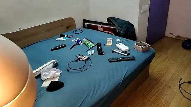 eblata04 online show from February 18, 3:46 am