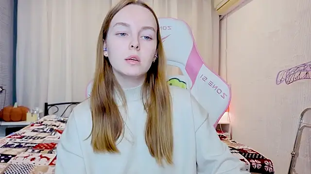 Wild  flowers online show from November 28, 7:27 pm