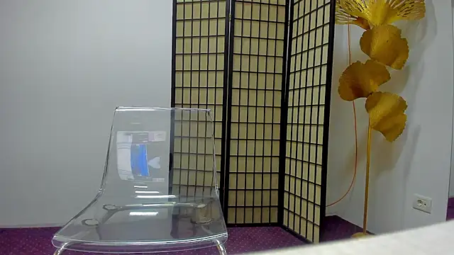 AishaRouhi online show from April 4, 3:49 am