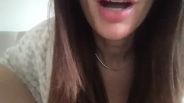 paolajonez online show from November 2, 2:08 pm