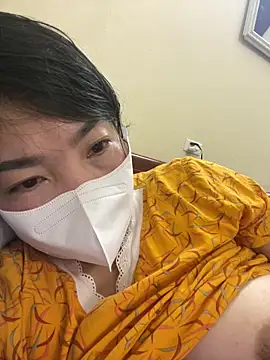 Hachi Sweetbabie  online show from December 16, 1:27 pm