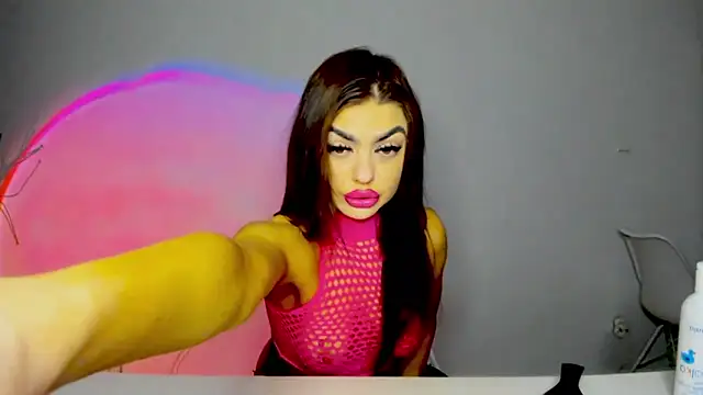 Snapshot of aishahottie chatting on March 16, 6:09 am aishahottie online show from March 16, 6:09 am