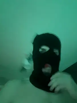 Snapshot of VelvetSin69 chatting on March 15, 7:53 pm VelvetSin69 online show from March 15, 7:53 pm