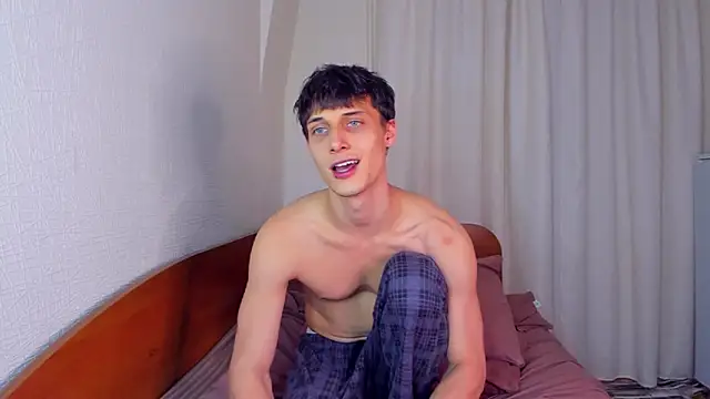 Snapshot of Kent_Ross chatting on October 14, 4:41 pm Kent Ross online show from October 14, 4:41 pm