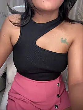 LeisyXO online show from January 26, 10:13 pm