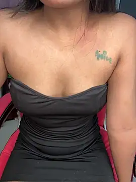 LeisyXO online show from October 30, 7:58 pm