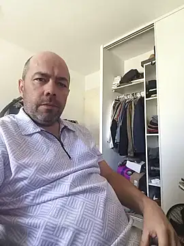Snapshot of veryverybigdick45 chatting on May 27, 10:01 am veryverybigdick45 online show from May 27, 10:01 am