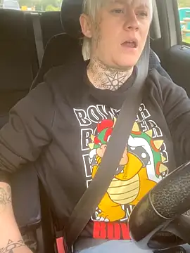 poussichienne online show from October 9, 10:46 am