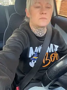 poussichienne online show from December 18, 12:00 pm