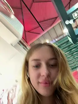 enjoy my beauty online show from December 12, 4:26 am