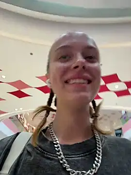 enjoy my beauty online show from December 15, 5:02 am