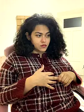 Snapshot of Curvydesifromgermany chatting on November 3, 5:52 am Curvydesifromgermany online show from November 3, 5:52 am