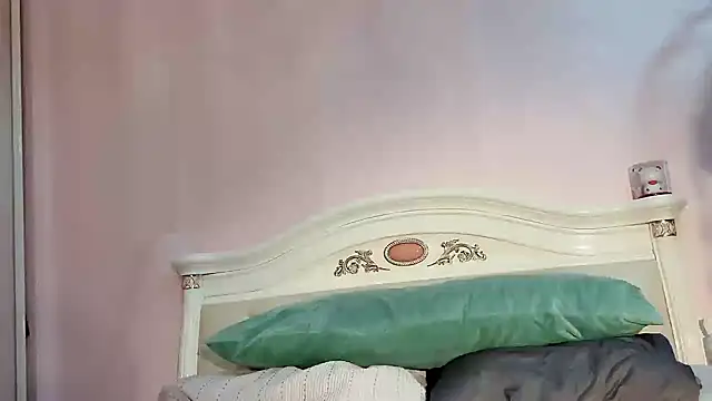 Snapshot of XinBaoa_156 chatting on May 18, 2:51 am XinBaoa 156 online show from May 18, 2:51 am