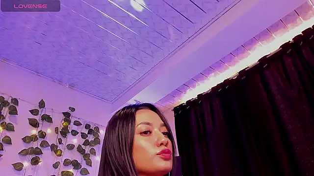 mariiana-diaz online show from January 9, 5:54 pm