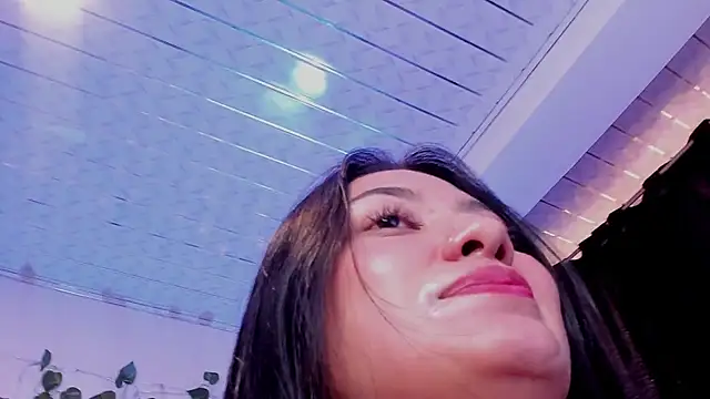 mariiana-diaz online show from February 21, 4:16 pm