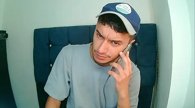 Snapshot of Kevin_Torres chatting on January 13, 2:21 pm Kevin Torres online show from January 13, 2:21 pm