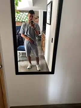 Snapshot of Kevin_Torres chatting on March 3, 4:46 pm Kevin Torres online show from March 3, 4:46 pm