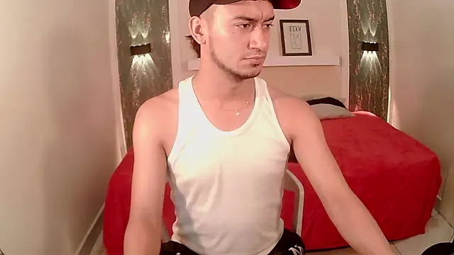 Snapshot of Kevin_Torres chatting on September 16, 3:57 pm Kevin Torres online show from September 16, 3:57 pm