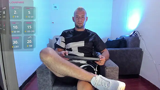 Damon Bakert online show from January 10, 10:25 pm