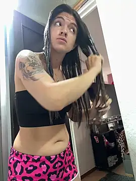 Snapshot of annavi_ chatting on July 8, 3:16 pm annavi online show from July 8, 3:16 pm