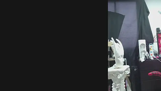 Snapshot of angelacianuro_ chatting on October 16, 10:33 pm angelacianuro  online show from October 16, 10:33 pm