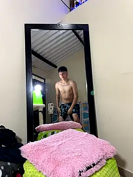 Lukas strong online show from November 26, 12:28 pm