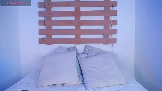 Steev Novoa online show from January 11, 5:20 am