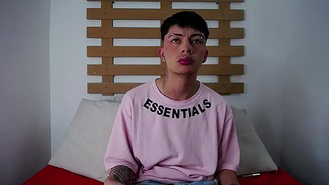 Steev Novoa online show from January 25, 4:45 am