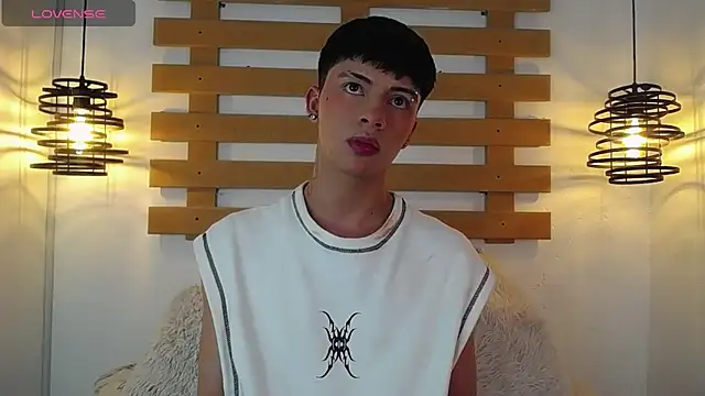 Steev Novoa online show from February 20, 5:44 am