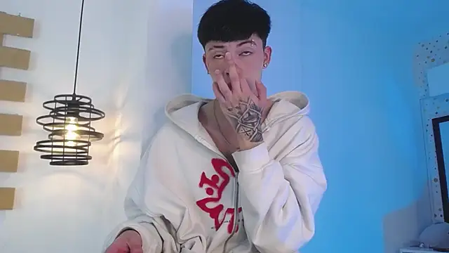 Steev Novoa online show from March 6, 5:14 am