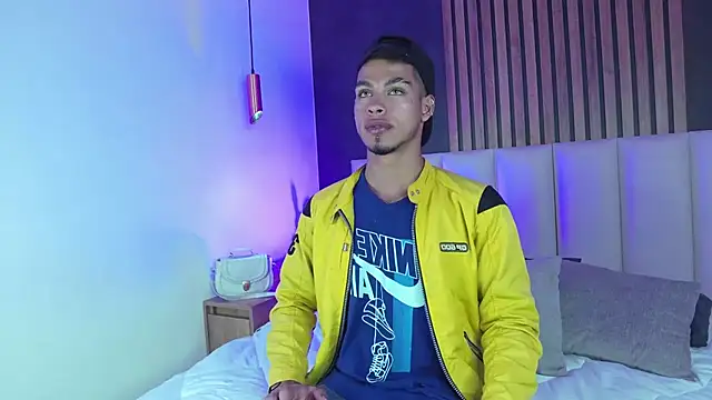 Ken-boy  online show from January 31, 2:48 am