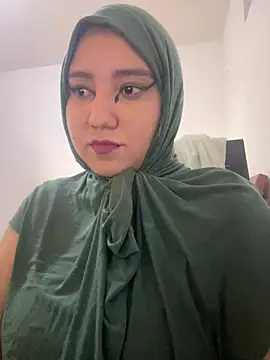 hannahayat online show from March 24, 1:49 pm