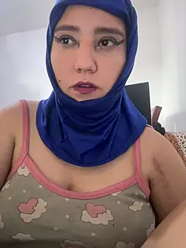hannahayat online show from June 26, 3:27 pm
