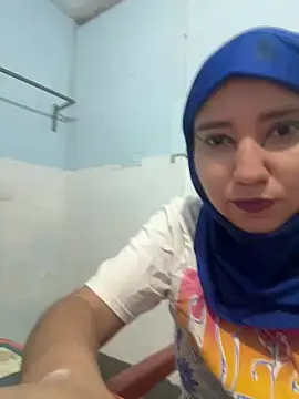 hannahayat online show from June 30, 2:07 pm