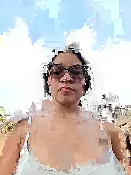 -VICKKY online show from November 22, 1:43 pm