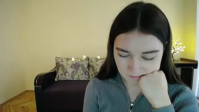 Pretty shy online show from January 31, 12:40 pm