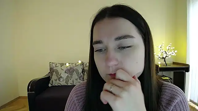 Pretty shy online show from February 6, 12:05 pm