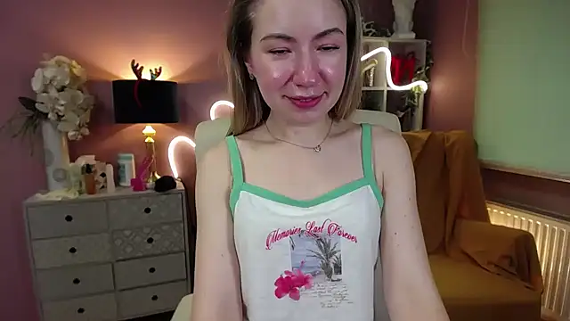 Snapshot of Mia_Tasty chatting on December 28, 10:25 am Mia Tasty online show from December 28, 10:25 am