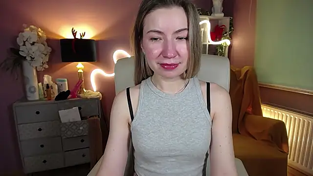 Snapshot of Mia_Tasty chatting on January 10, 11:11 am Mia Tasty online show from January 10, 11:11 am