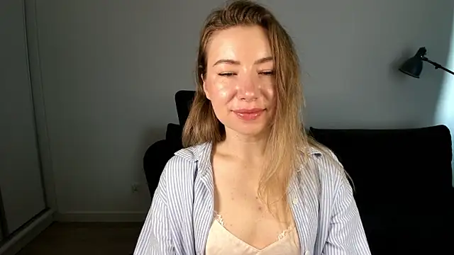 Mia Tasty online show from March 19, 7:34 am