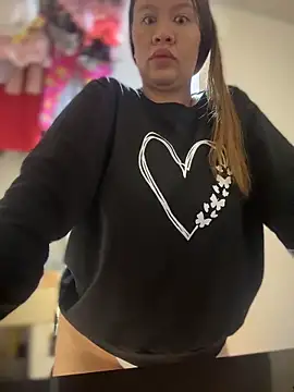 Emiily lee online show from February 27, 9:20 am