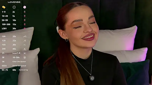 Snapshot of AnaWest chatting on January 23, 11:37 am AnaWest online show from January 23, 11:37 am