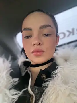 Snapshot of AnaWest chatting on February 11, 5:05 am AnaWest online show from February 11, 5:05 am