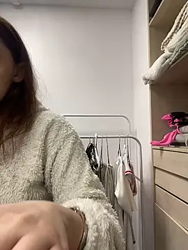 Snapshot of AnaWest chatting on September 22, 6:15 am AnaWest online show from September 22, 6:15 am