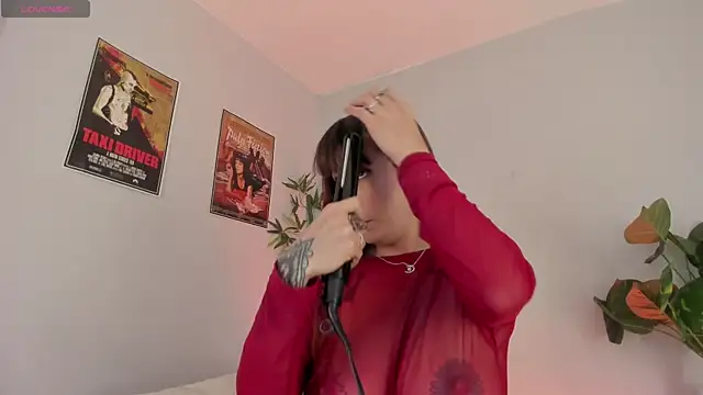 iriiina veneno online show from September 29, 9:52 pm