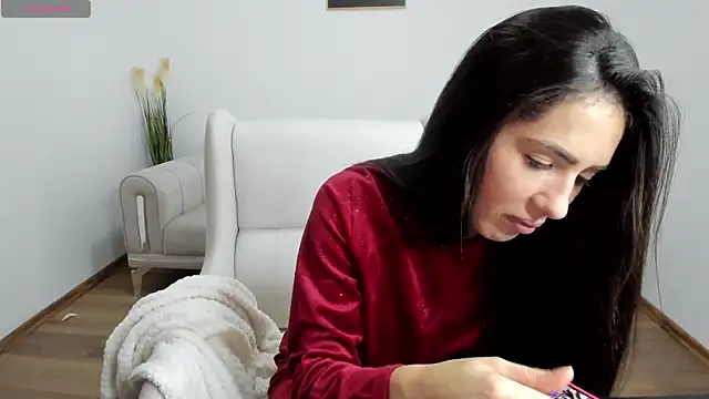 Emmapmg online show from January 1, 6:58 am