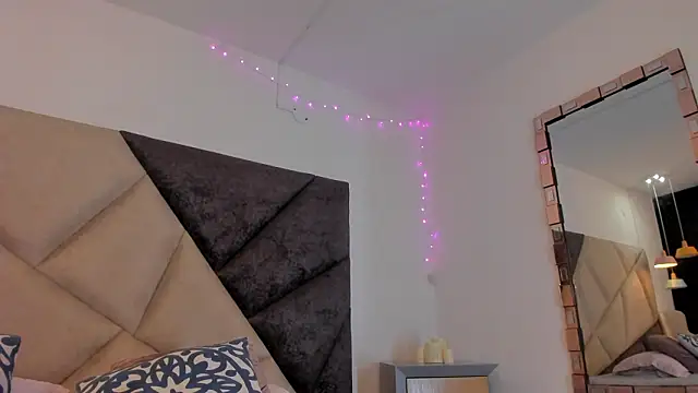 BonnieCute  online show from February 7, 12:14 am