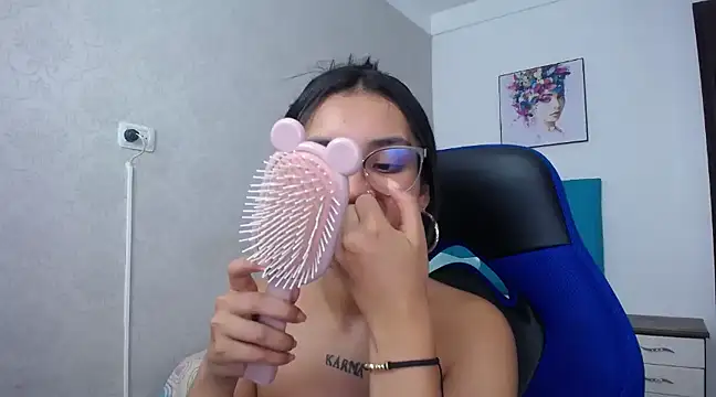 antonella sweetlittle online show from March 2, 6:30 pm